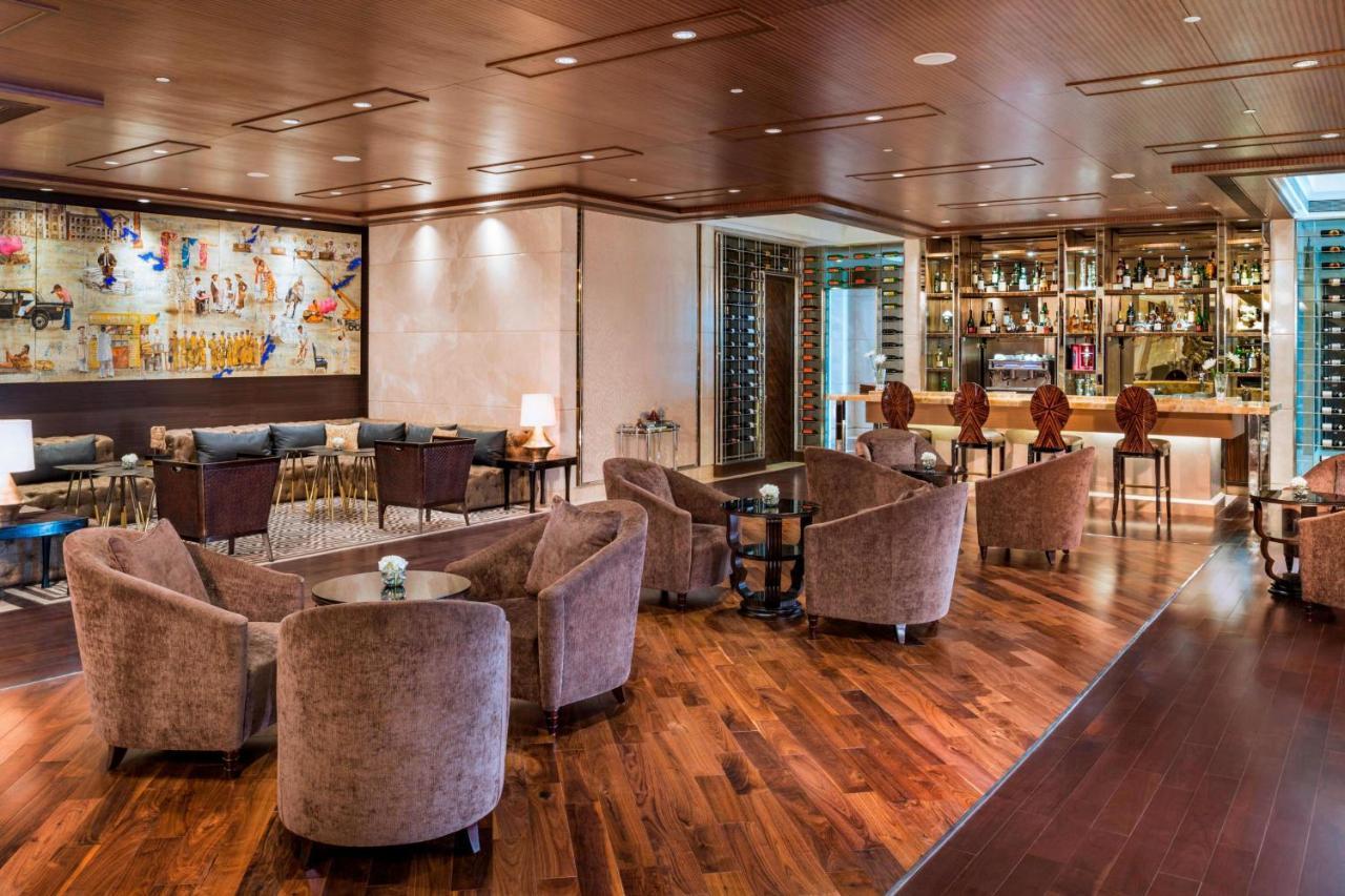 The St. Regis Mumbai Hotel Kültér fotó The Wine Bar