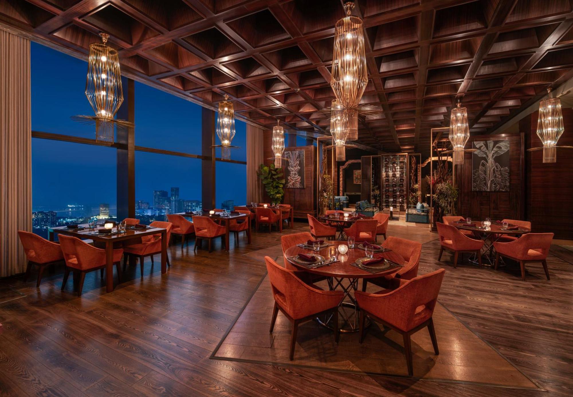 The St. Regis Mumbai Hotel Kültér fotó The restaurant