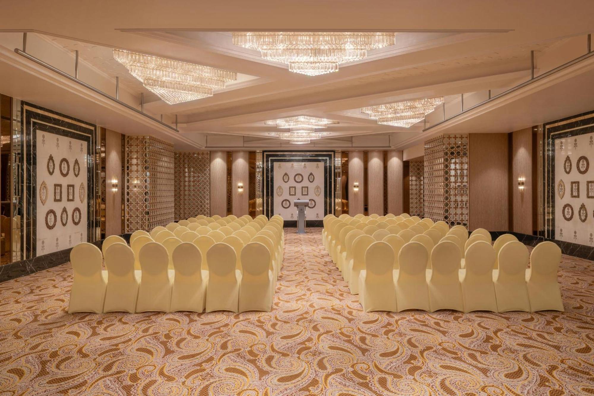 The St. Regis Mumbai Hotel Kültér fotó The ballroom